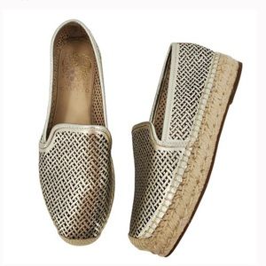 🖤💗 NWOT!! Vince Camuto Metallic Laser Cut Leather Flatform Espadrilles